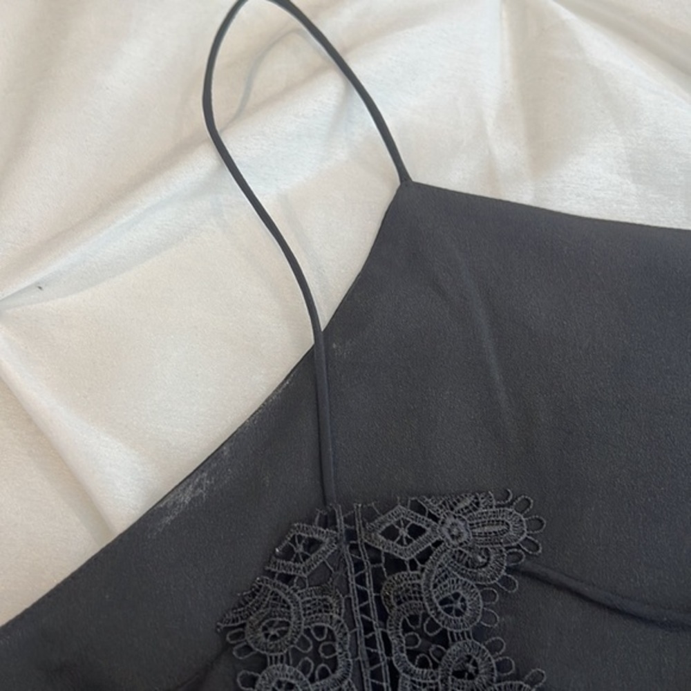 NWT BLACK CAMI TOP SIZE S - Picture 3 of 7